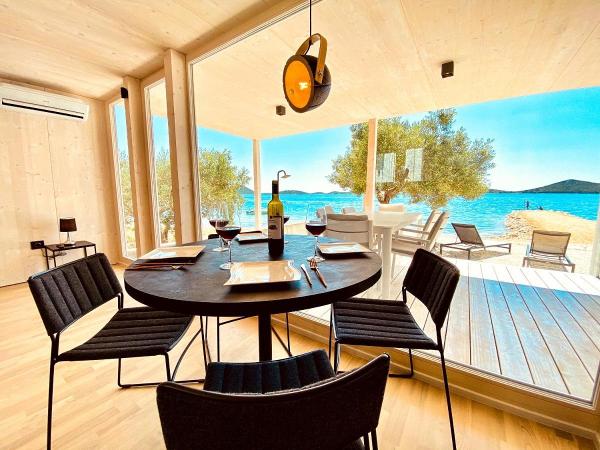 Buqez Eco Resort - Beach Villa 28 - Directly By Beach ドラゲ エクステリア 写真